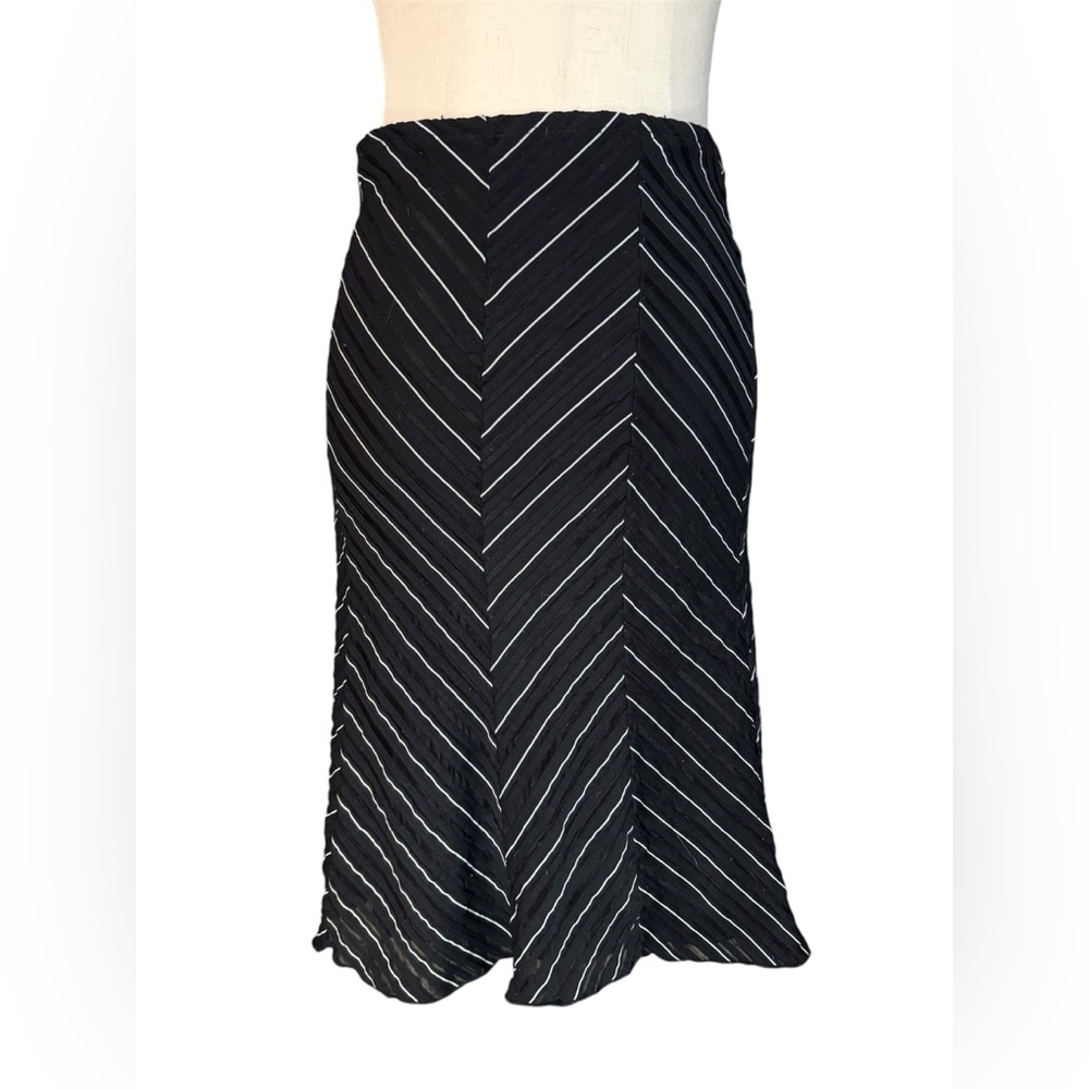 RAVE Stretch Midi Skirt Medium Striped Ribbed Black White Whimsigoth Flared 90s